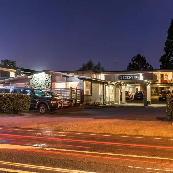 Twin Peaks Lakeside Inn, hótel Taupo