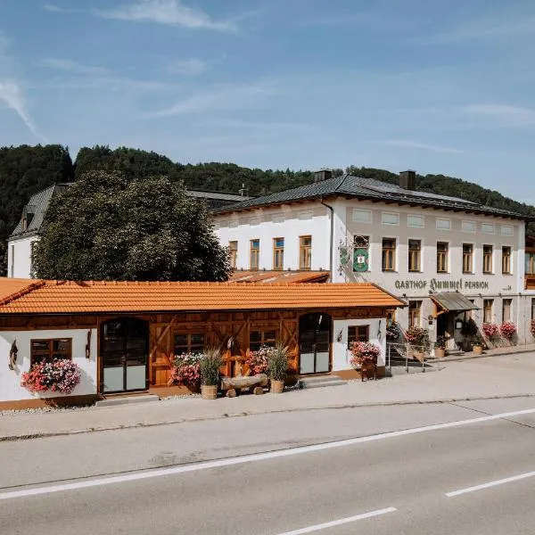 Gasthof Hummel Hotel, hótel í Kirchdorf am Inn