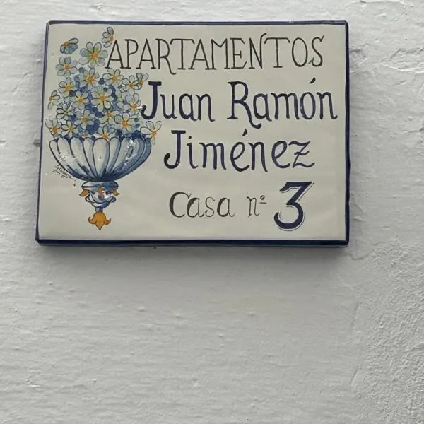 APARTAMENTOS JUAN RAMÓN JIMÉNEZ 3 โรงแรมในอูเตรรา