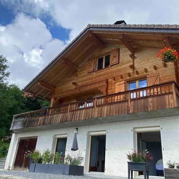 Logement à l’Orée du bois, מלון בGilly-sur-Isère