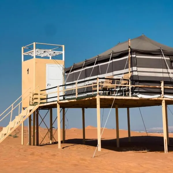 Hamood desert local camp、Al Wāşilのホテル