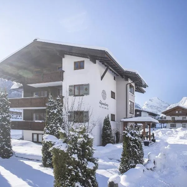 Alpenherz Ferienwohnungen, hotel v destinaci Maurach