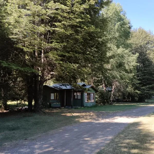 Cabañas Río Colorado, viešbutis mieste Kurakautinas