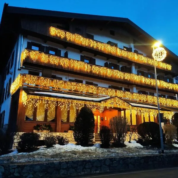 Hotel Albergo Dolomiti, hotel em San Vito di Cadore