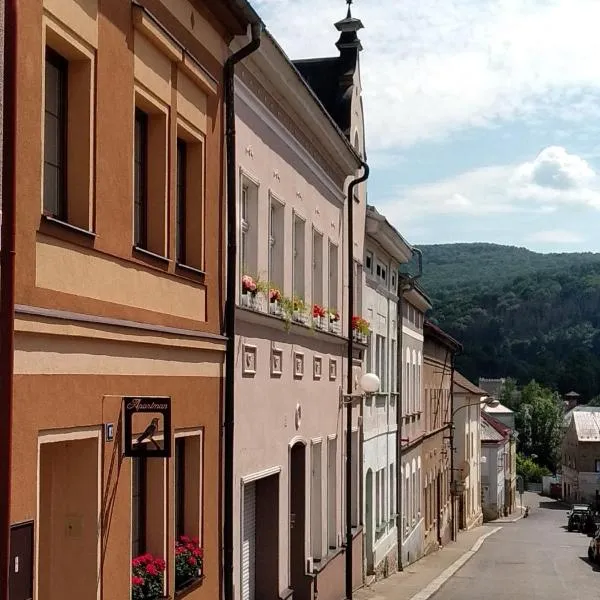 Apartmány Kukaččí hnízdo, hotel em Česká Kamenice