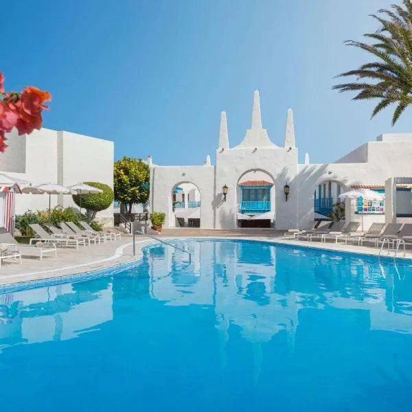 Alua Suites Fuerteventura - All Inclusive, hotel v mestu Corralejo