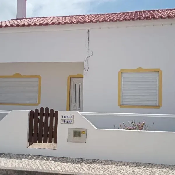 Casa da Vila - Malhadais, hotel sa Odeceixe