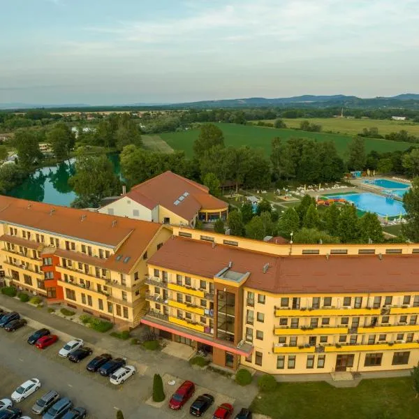 Wellness Hotel Patince, hotel v destinaci Komárno