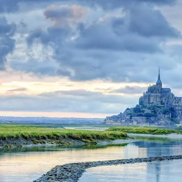 Gîte le Chausey Mont Saint Michel, hótel í Pontorson