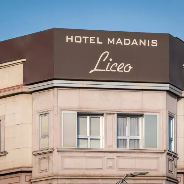 Hotel Madanis Liceo, hotel em L'Hospitalet de Llobregat