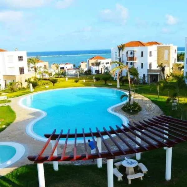 Haradali Suites 2 Bedroom Beach Apartment - Sultan Palace Beach Resort, hotel u gradu 'Mtwapa'