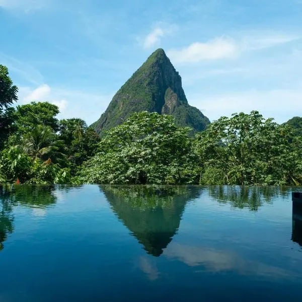 Rabot Hotel From Hotel Chocolat, hotel i Soufrière