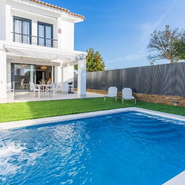 Pareado con piscina en el Rompido, hotel em Huelva