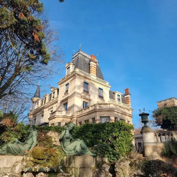 Hotel-Musée Villa Bagatelle, hotelli kohteessa Sérézin-du-Rhône