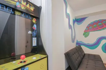 Arcade Nook & New Sea Turtle Mural- 3BR, hotel em Atlantic City