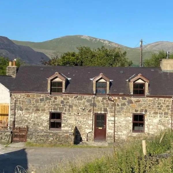 Traditional Welsh cottage in Llanberis: Llanberis şehrinde bir otel