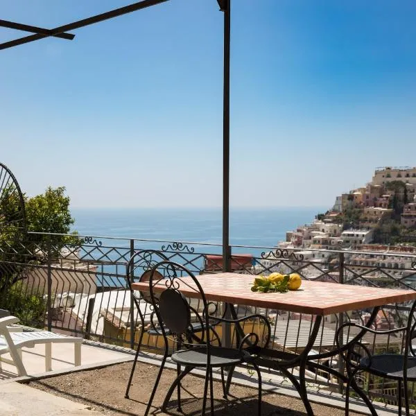 YourHome - H2O Marina Apt Sea View, hotel di Positano