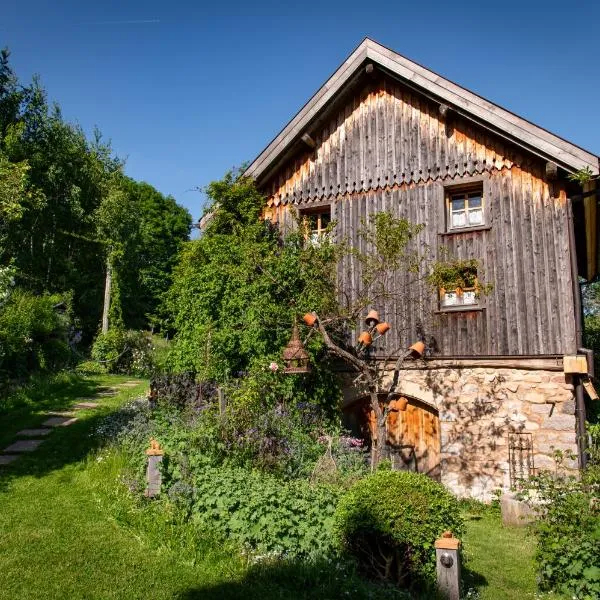 La Grange d'Hannah - gîte & chambre d’hôtes de charme: Orbey şehrinde bir otel