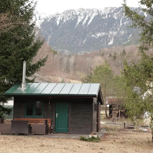 노인키르헨에 위치한 호텔 Kleines romantisches Chalet in der Semmering-Rax Region