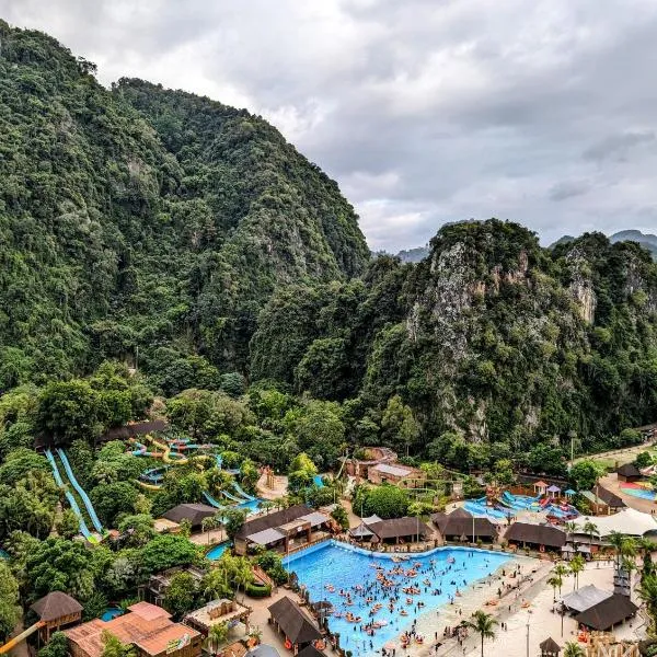 Amazing Views & Eco Friendly Luxury Onsen Suites, Lost World of Tambun, viešbutis mieste Ipohas