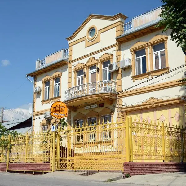 Yellow Hostel Dushanbe, hotel in Doesjanbe