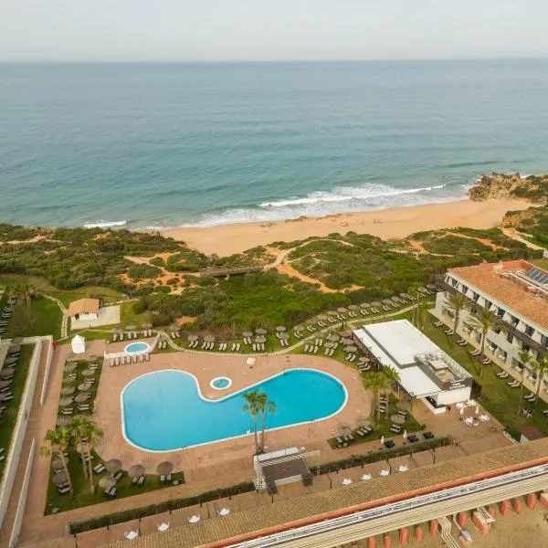 Ilunion Calas de Conil, hotel v destinácii Conil de la Frontera