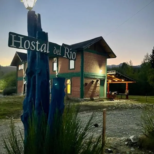 Hostal del río、エル・ボルソンのホテル