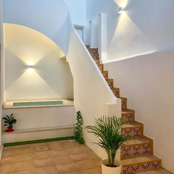 Casa Longa Faro - Traditional Portuguese House with modern comforts, hotel a Faro