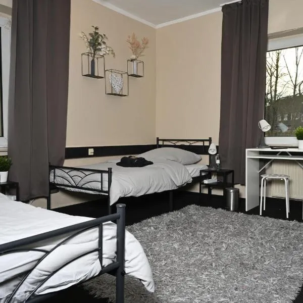 Pott Hostel - Zimmervermietung, hotelli kohteessa Gelsenkirchen