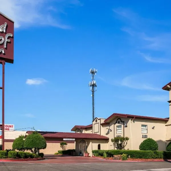 Red Roof Inn North Dallas - Park Central, hotel u Dallasu