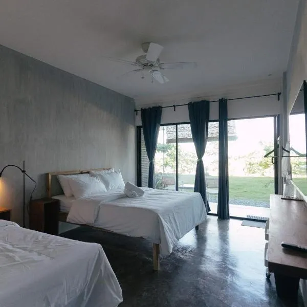 Katig Beachfront Boutique Hotel, hotel en General Luna