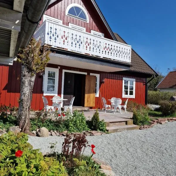 Annas Ställe B&B: Byxelkrok şehrinde bir otel