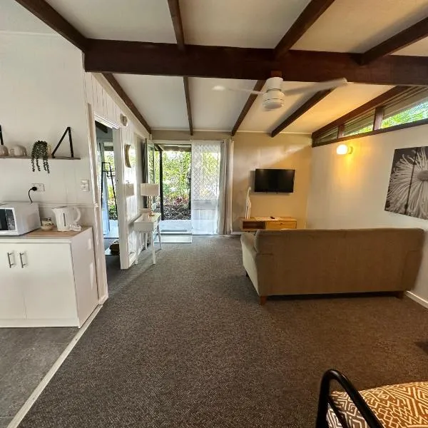 Colonial Village Resort – hotel w mieście Hervey Bay