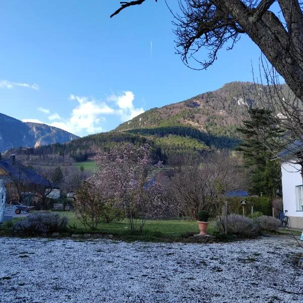 Gemütliche Landhauswohnung, hotel u gradu 'Payerbach'