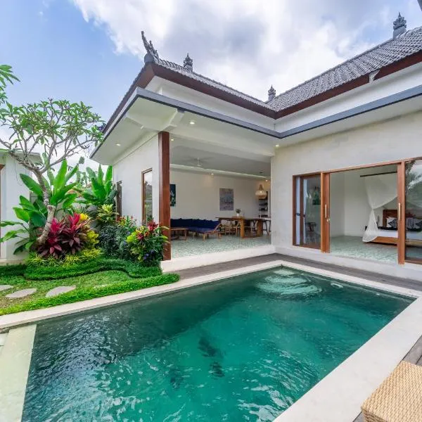 Stylish villa, Ubud, 2 bed,2 bath, central location, pool, private!, hotel di Ubud