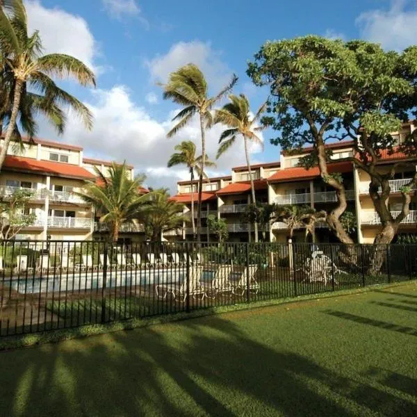 1BR Condo at Oceanfront Resort Kapaa Shore, hotel u gradu 'Kapaa'