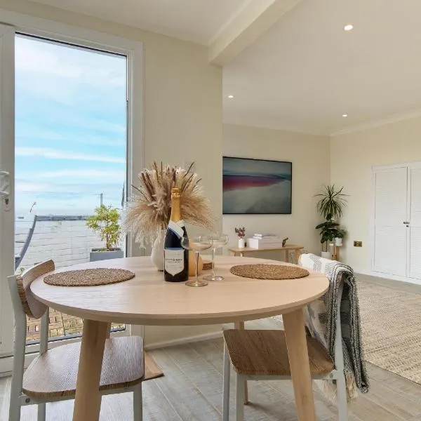 West Cowes Penthouse, hotelli kohteessa Cowes