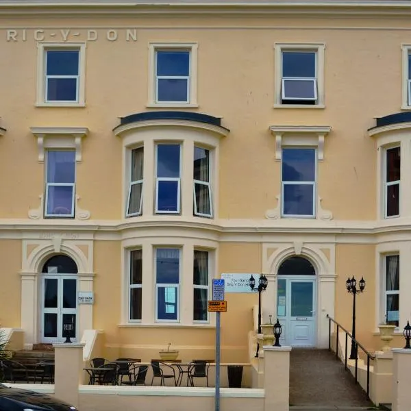 Four Saints Brig Y Don Hotel: Llandudno şehrinde bir otel