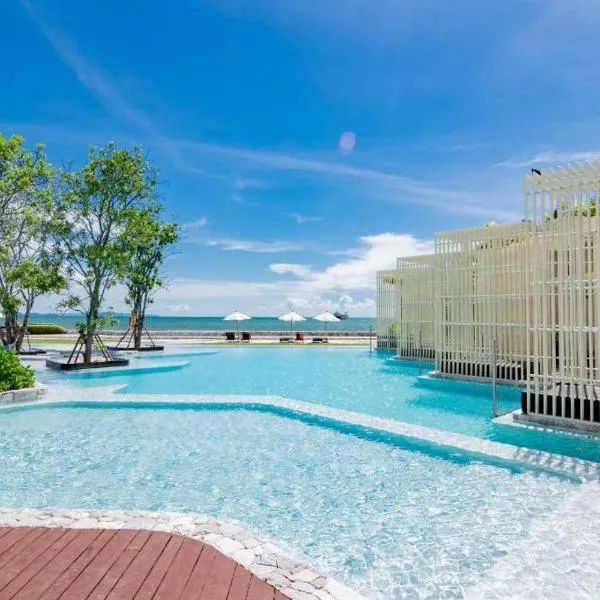 Veranda Residence Pattaya Ocean View by Phunnaaluck, hotel in Jomtien Beach