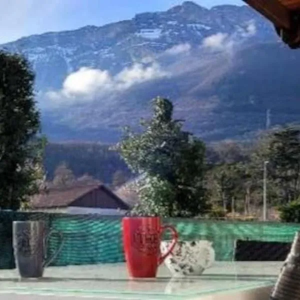 Lacs et Montagnes Terrasse 2 / 8 pers, hotell i Lans-en-Vercors