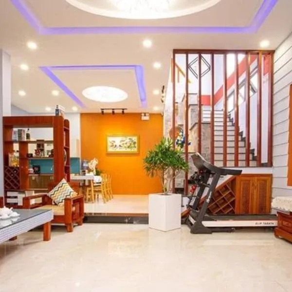 Leila House - DaNang Central - 3BRs - Free Airport Shuttle, hotel u gradu Da Nang