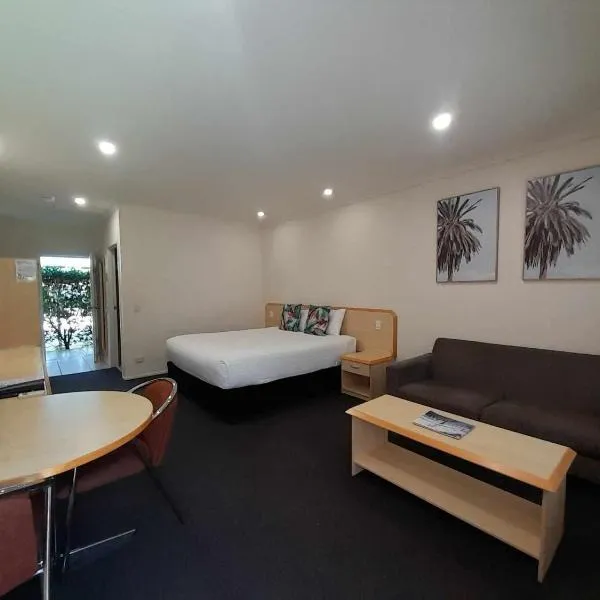 Red Bridge Motor Inn, hotel v destinaci Caloundra