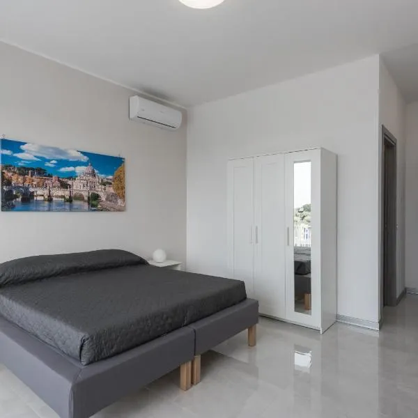 Travelershome Ciampino Airport GuestHouse 600m to Airport, hotell Ciampinos