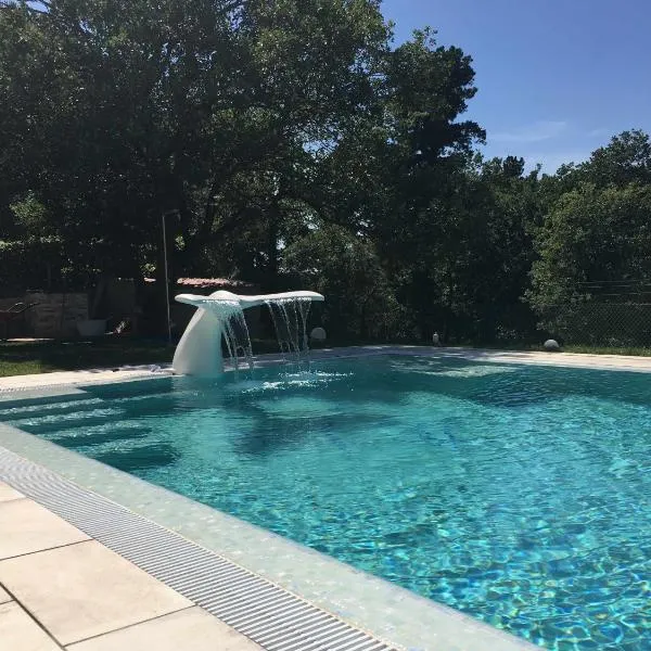 Casa Bellavista con piscina en Caldes Costa Brava, hotel en Caldes de Malavella