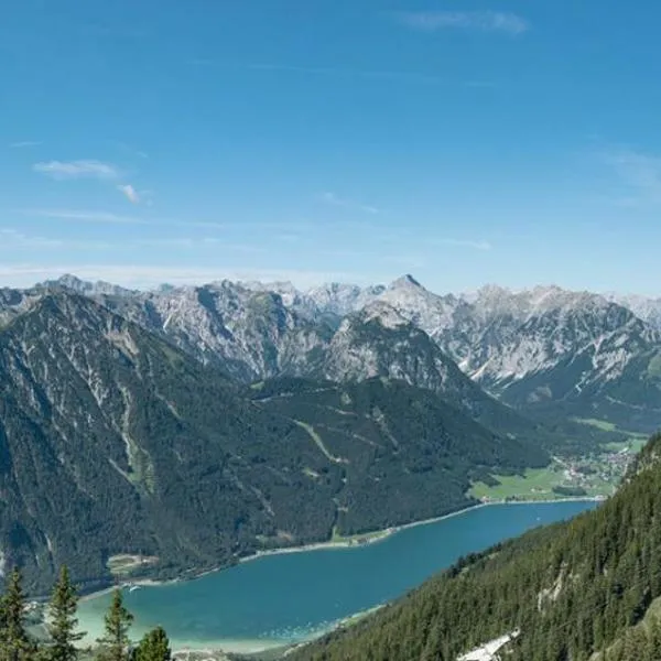 Berggasthof Rofan, hotel v destinaci Achenkirch