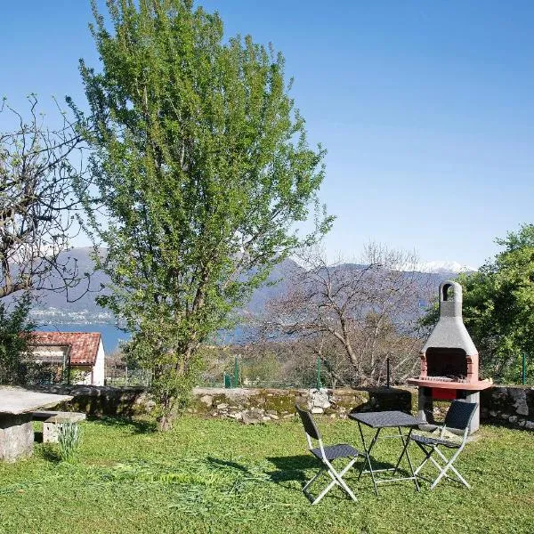 La Vecchia Torre, hotell i Porto Valtravaglia