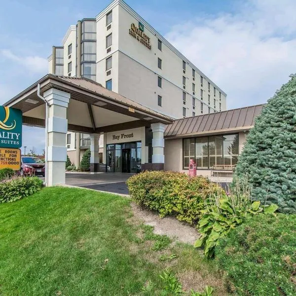 Quality Inn & Suites Bay Front, hotell i Sault Ste. Marie