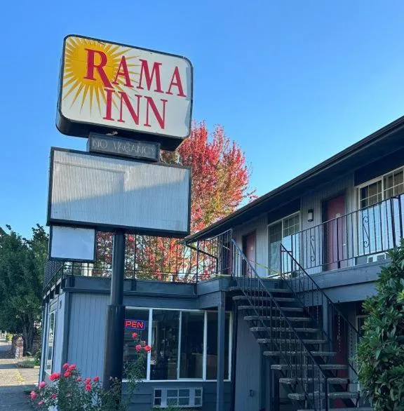 Rama Inn, hotell i Washougal