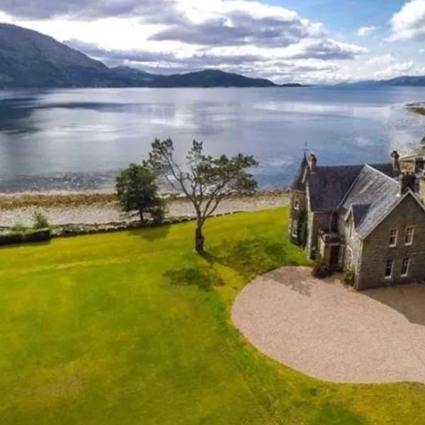 Ardrhu House Fort William - Serviced Luxury Scots Baronial Country House, hotel Fort Williamban