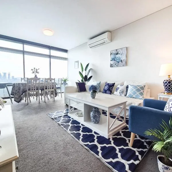 Hamptons Style 2BR & kid room w view in Olympic Park, hotel a Blacktown